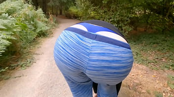 Big Fucking Wedgie Booty Eating Those Pants free video